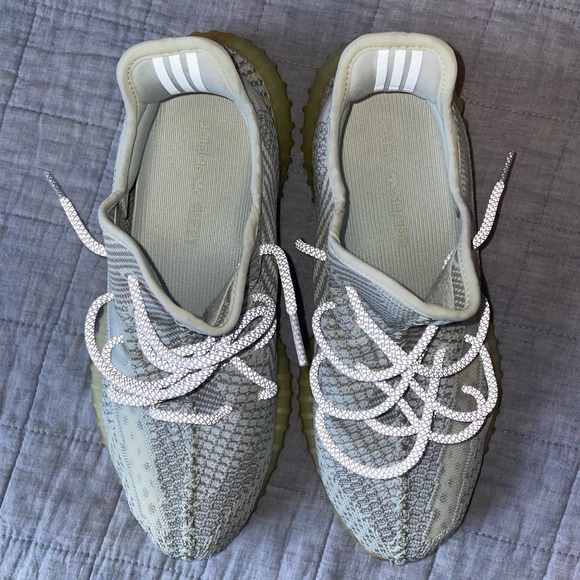 Yeezy Boost 350 V2 'Yeshaya Non-Reflective’ Shoes - Picture 7 of 15